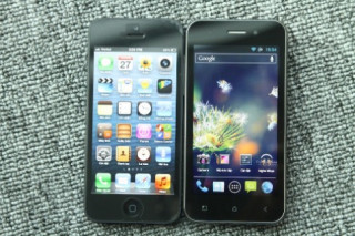 HKPhone Revo S2 ‘so găng’ cùng iPhone 5