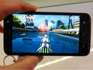 Huawei D1 Quad XL - smartphone ‘chuyên trị’ game 3D