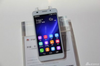Huawei ra smartphone 8 nhân mạnh hơn Galaxy S5, Xperia Z2