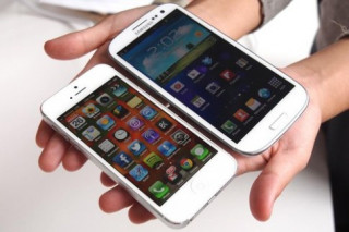 iPhone 5 được nhắc nhiều hơn Galaxy S4 5 lần lúc ra mắt