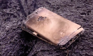 iPhone 6s bốc cháy khi thả vào dung nham