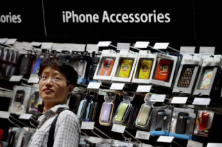iPhone chính hãng khó bán ở Trung Quốc