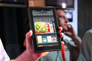Kindle Fire bán được gần 100 nghìn máy trong ngày đầu tiên