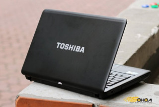 Laptop mới ra thị trường tháng 6/2011