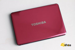 Laptop Toshiba Ivy Bridge giá 13,3 triệu