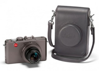 Leica D-Lux 5 Titanium giá 1.200 USD