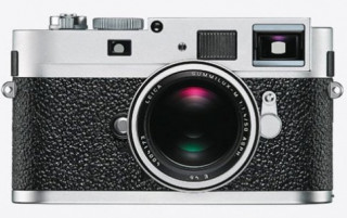 Leica M9 rắc rối với thẻ SanDisk
