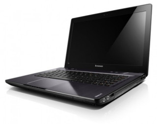 Lenovo ra laptop giải trí giá gần 18 triệu đồng
