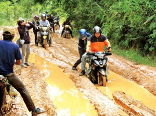 Leo núi không phải là chinh phục đỉnh cao của núi mà là cảm giác vượt qua chính mình