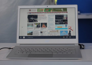 Loạt máy tính ra mắt cùng Windows 8