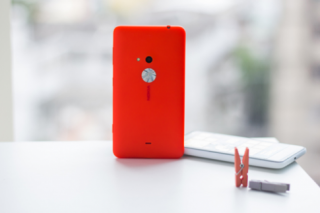 Lumia 625 lấy ý tưởng thiết kế từ ‘chiếc gối’ 
