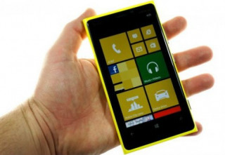 Lumia 920 lập kỷ lục về lượng hàng đặt mua trước