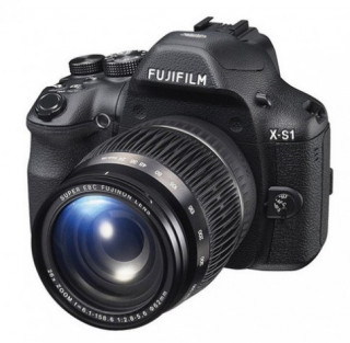 Máy ảnh ‘lai’ cảm biến CMOS của Fujifilm lộ diện