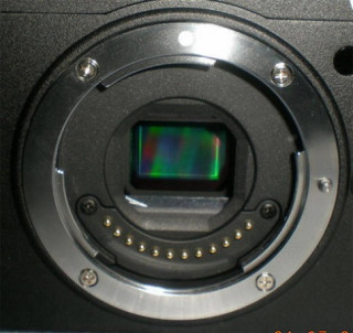 Máy ảnh mirrorless của Nikon lộ diện