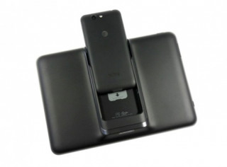 Mở hộp điện thoại kiêm máy tính bảng cao cấp của Asus