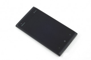‘Mổ xẻ’ Nokia Lumia 900