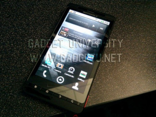 Motorola Droid phiên bản Xtreme có màn hình 4,3 inch