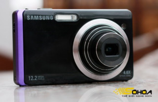 Ngắm camera 2 màn hình của Samsung