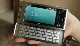 Những chiếc Xperia đầu tiên của Sony không chạy Android