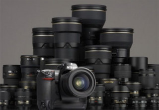 Nikon đứng đầu thị trường DSLR Nhật Bản