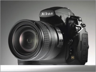 Nikon FX D700 trình làng