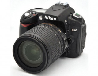 Nikon ngừng sản xuất D90