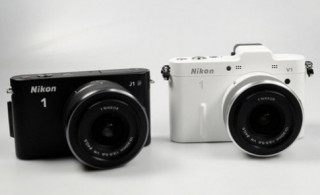 Nikon V1 và J1 bắt đầu bán, giá tương ứng 16 và 14 triệu