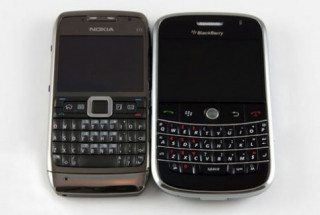 Nokia E71 vs. BlackBerry Bold