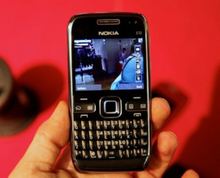 Nokia E72 với các nâng cấp từ E71