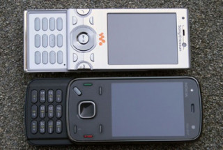 Nokia N86 vs. Sony Ericsson W995