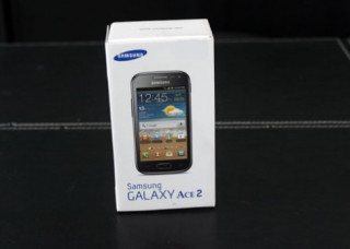 Samsung Galaxy Ace 2 giá 7 triệu đồng
