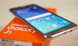 Samsung sắp ra Galaxy J7 mới có pin dùng 2 ngày