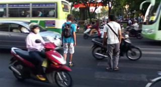 ‘Sang đường Việt Nam’ nổi kinh hoàng của người nước ngoài