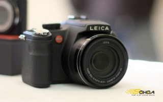 Siêu zoom của Leica giá gần 23 triệu đồng tại VN