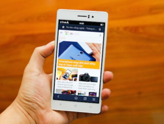 Smartphone mỏng nhất Việt Nam có giá gần 10 triệu đồng