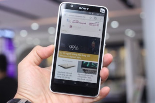 Smartphone viền màn hình mỏng của Sony giá 3,3 triệu đồng