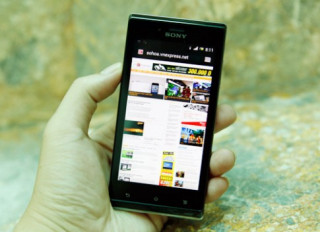 Sony Xperia J chính hãng giá gần 7 triệu đồng