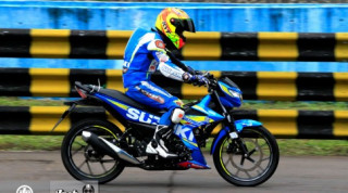 Suzuki Satria F150 Fi 2016 có thêm vài phụ kiện nhỏ chính hãng