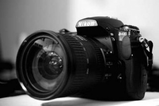 Tin đồn Nikon D4 và D800