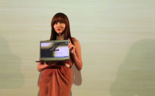 Ultrabook của Toshiba giá 32,3 triệu