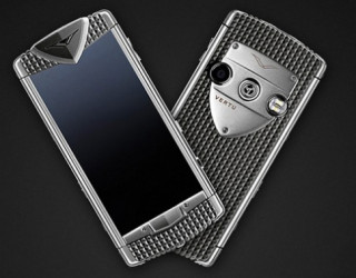 Vertu ra smartphone xa xỉ mới