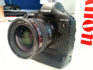 Video Canon EOS-1D X chụp 14 hình mỗi giây