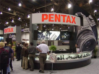 Việt Nam sản xuất máy ảnh Pentax
