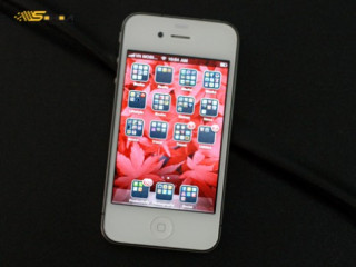 Vỏ iPhone 4 màu trắng tại Sài Gòn