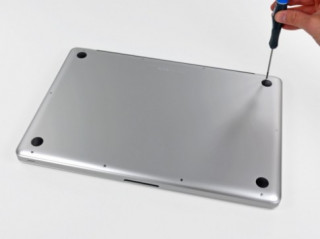 Xem ‘nội tạng’ Macbook Pro dùng Core i5