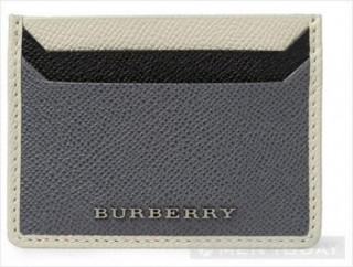 Bộ bao da iPad, ví đựng card phong cách từ Burberry