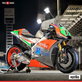 Cận cảnh Aprilia RS-GP 2016 vừa lộ diện trước mùa giải MotoGP