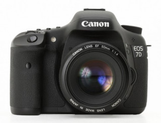Canon 7D Mark II có thể chụp tốc độ 10,2 khung hình mỗi giây