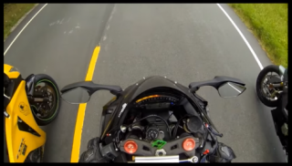 [Clip] So tài tốc độ giữa Honda CBR1000RR vs BMW S1000RR và Kawasaki ZX-10R