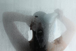 Dừng ngay những thói quen khiến tóc mỏng đi